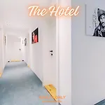 - The Storks - Adults Only * Bad Hofgastein