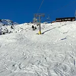 - The Storks - Adults Only * Bad Hofgastein