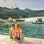 Hotel - The Storks - Adults Only *