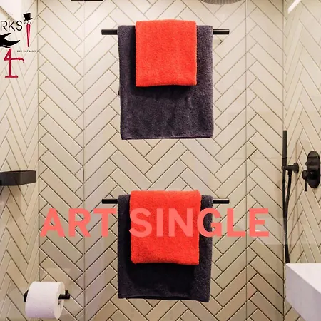 Hotell - The Storks - Adults Only